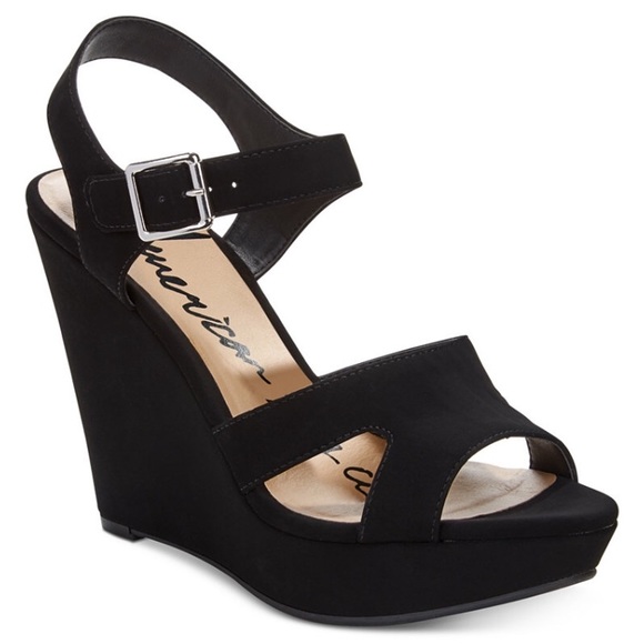Velvety black platform wedges - Picture 2 of 14